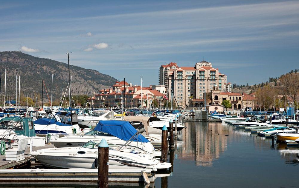 The Royal Kelowna - Bellstar Hotels & Resorts Extérieur photo