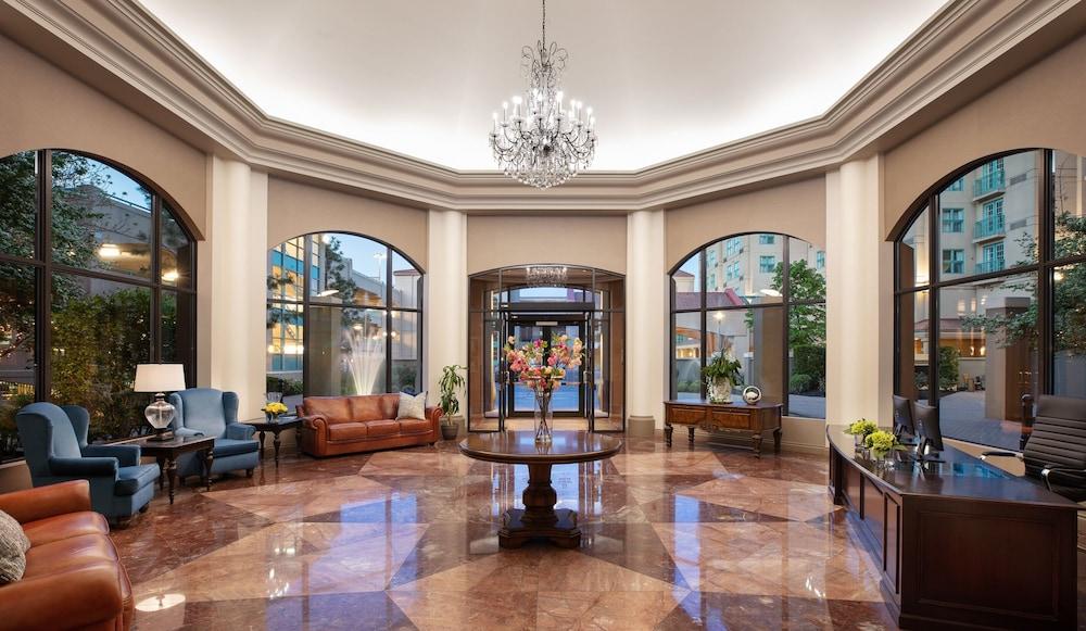 The Royal Kelowna - Bellstar Hotels & Resorts Extérieur photo