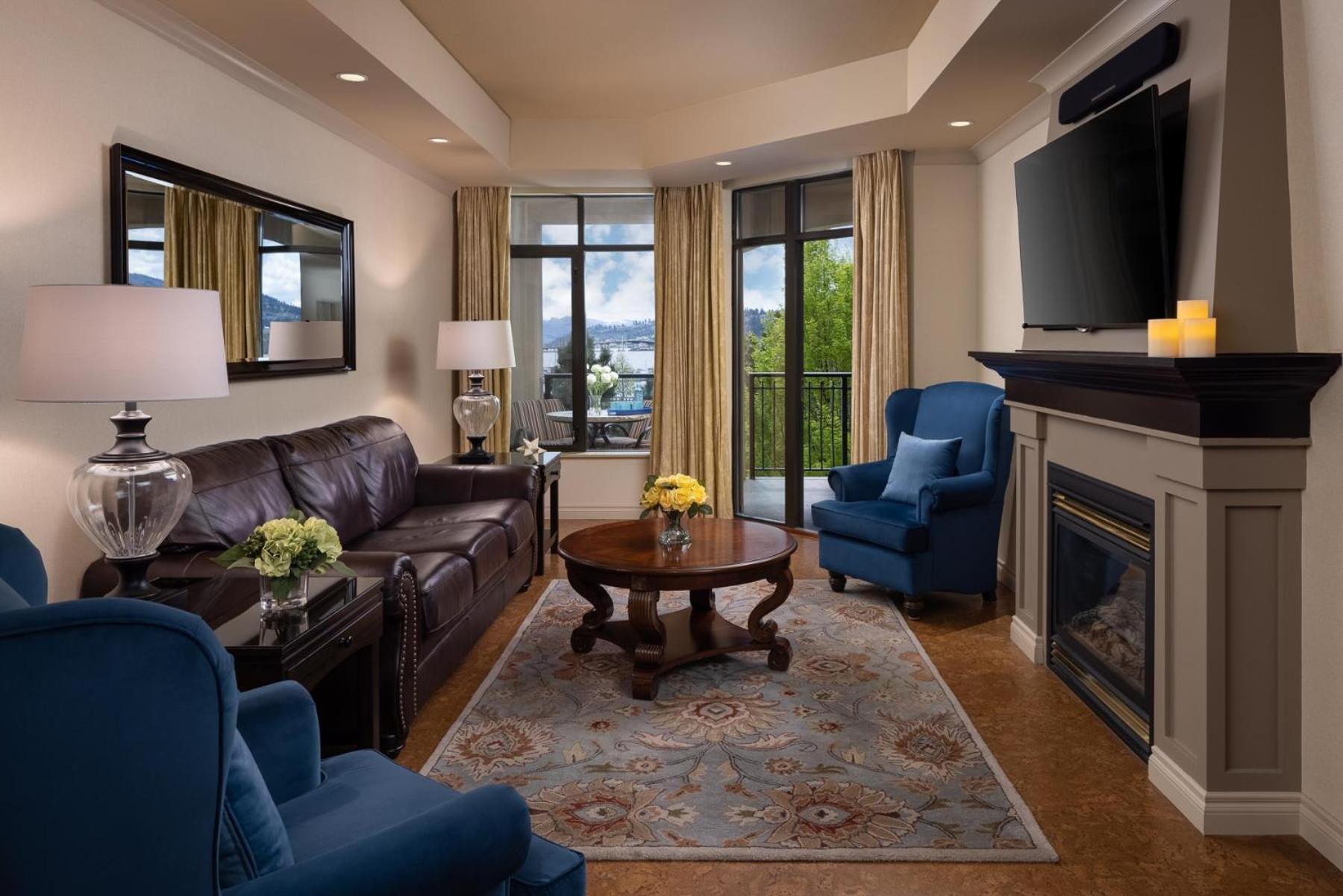 The Royal Kelowna - Bellstar Hotels & Resorts Extérieur photo